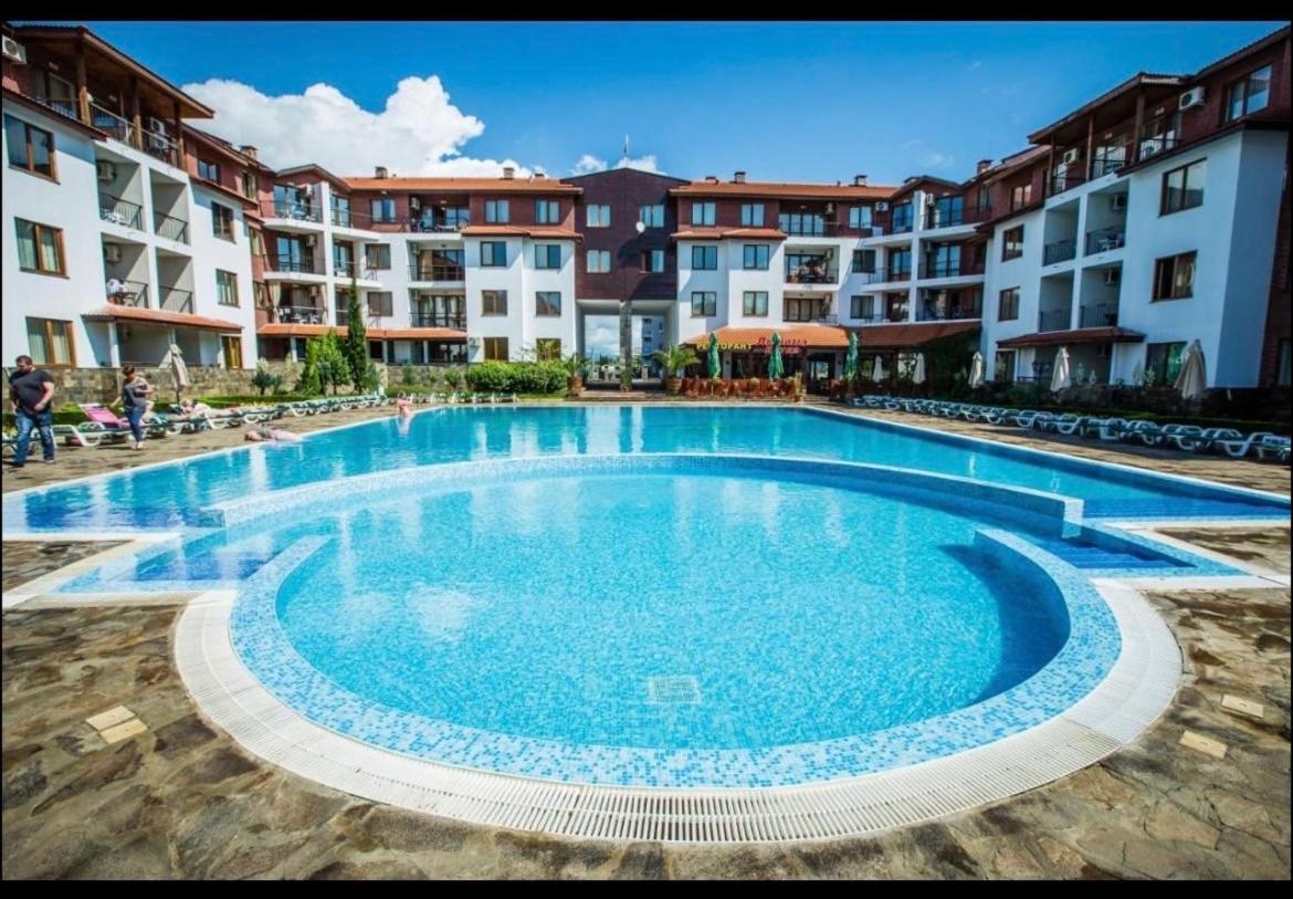Private Apartments In Apolon Ravda Extérieur photo