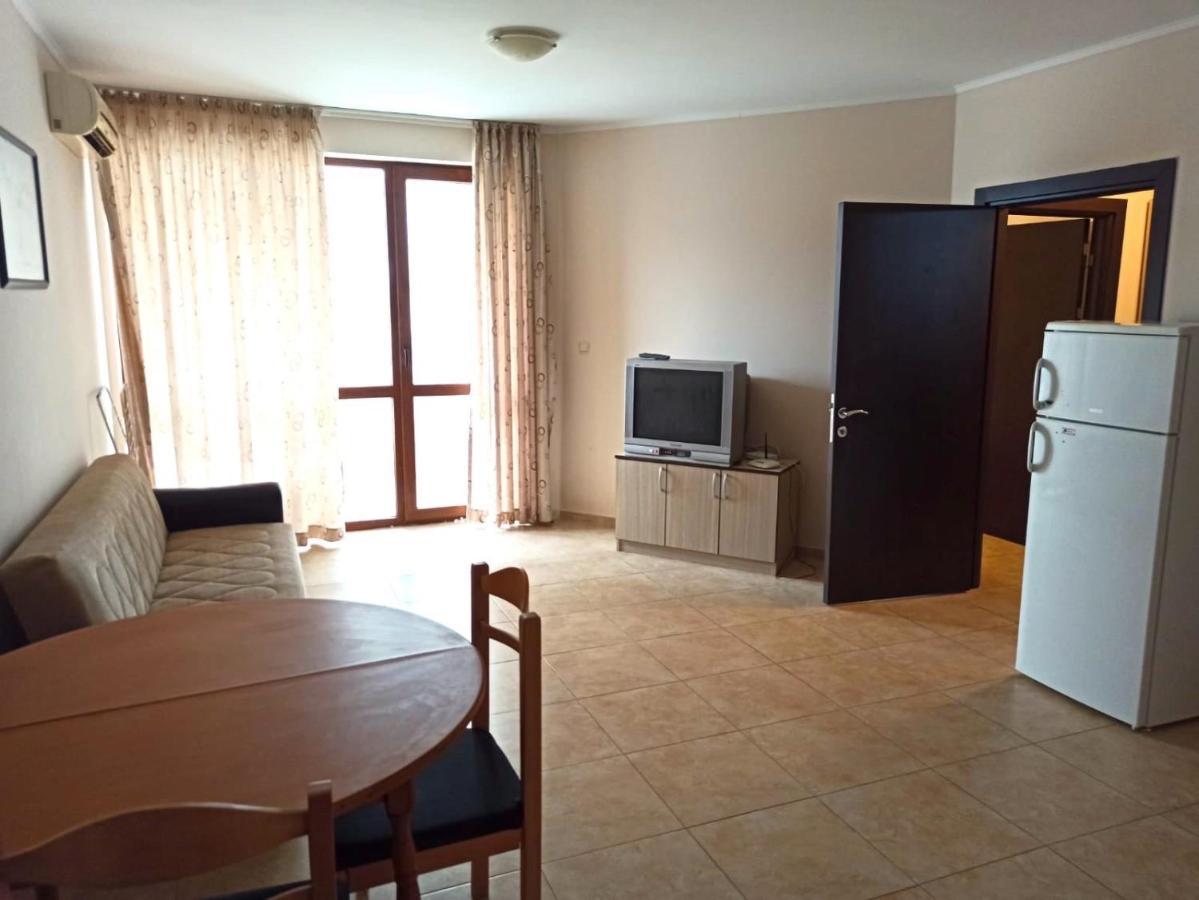Private Apartments In Apolon Ravda Extérieur photo