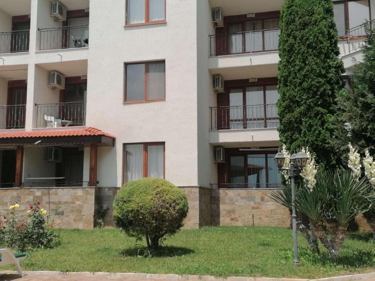 Private Apartments In Apolon Ravda Extérieur photo